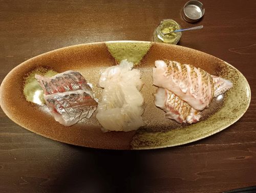 アカムツウッカリカサゴアジの刺身写真画像